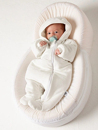 Новорожденным